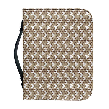 Beige And White Knitted Pattern Print Leather Bible Cover