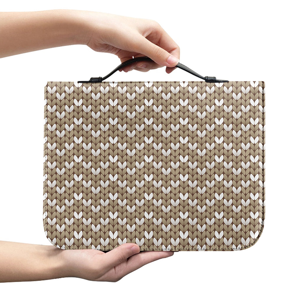 Beige And White Knitted Pattern Print Leather Bible Cover