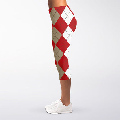 Beige Red And White Argyle Pattern Print Women's Capri Leggings