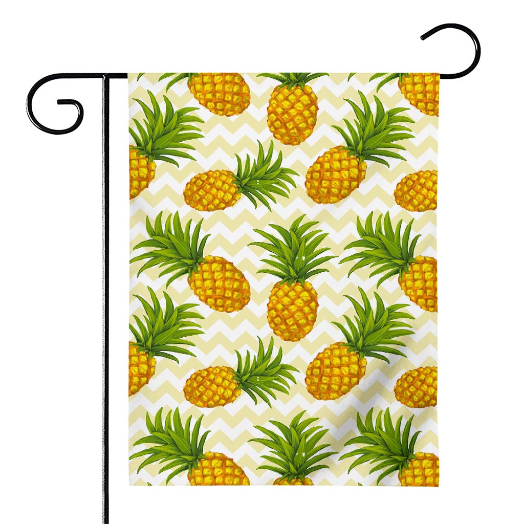 Beige Zig Zag Pineapple Pattern Print House Flag