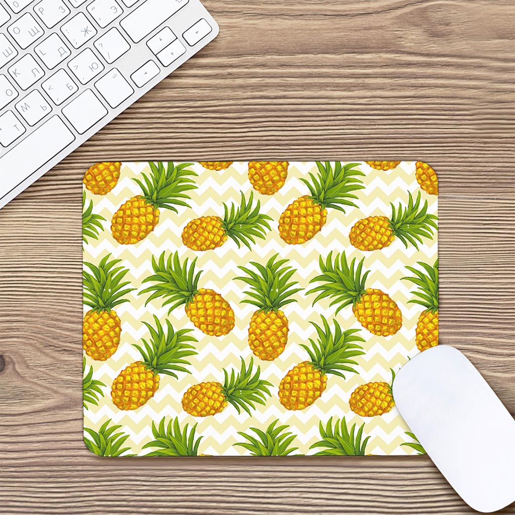 Beige Zig Zag Pineapple Pattern Print Mouse Pad