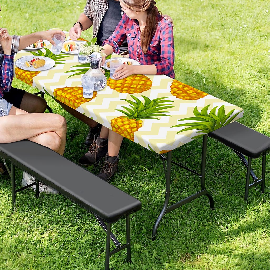 Beige Zig Zag Pineapple Pattern Print Picnic Table Cover