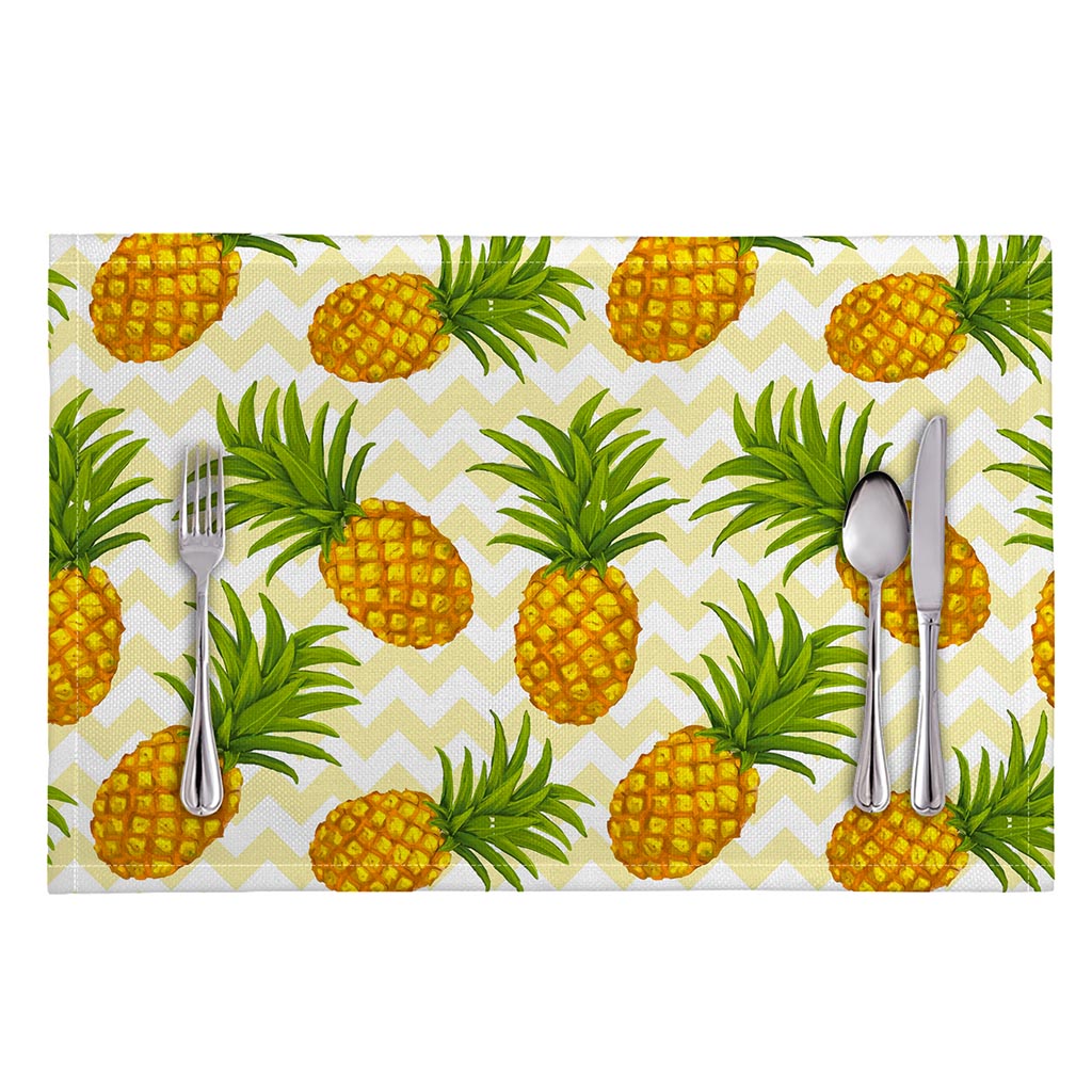 Beige Zig Zag Pineapple Pattern Print Placemat