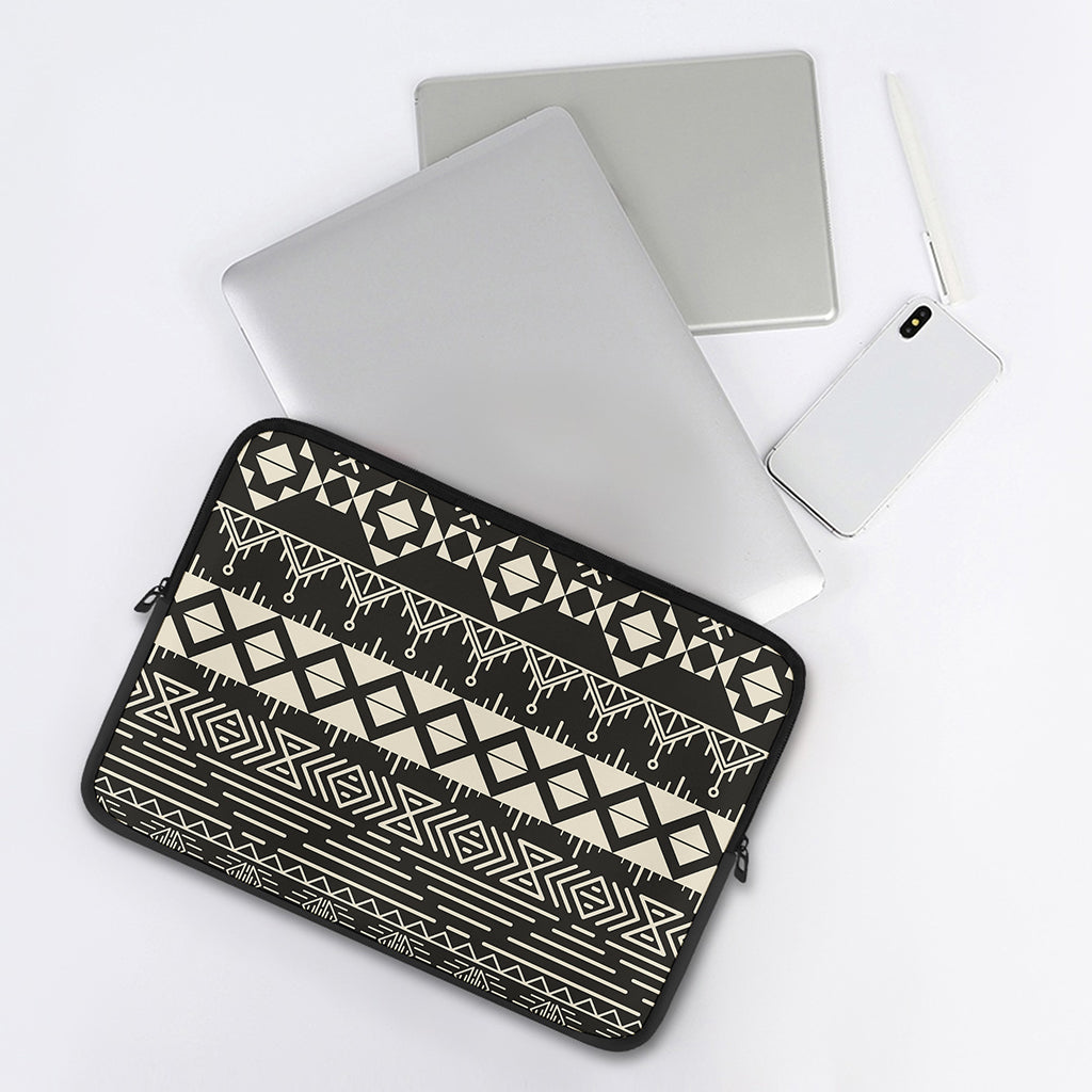 Black And Beige Aztec Pattern Print Laptop Sleeve