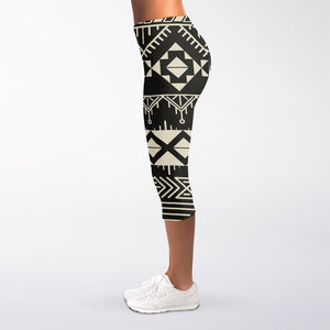 Black And Beige Aztec Pattern Print Women's Capri Leggings