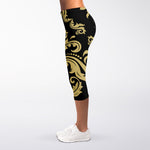 Black And Beige Damask Pattern Print Women's Capri Leggings