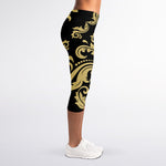 Black And Beige Damask Pattern Print Women's Capri Leggings
