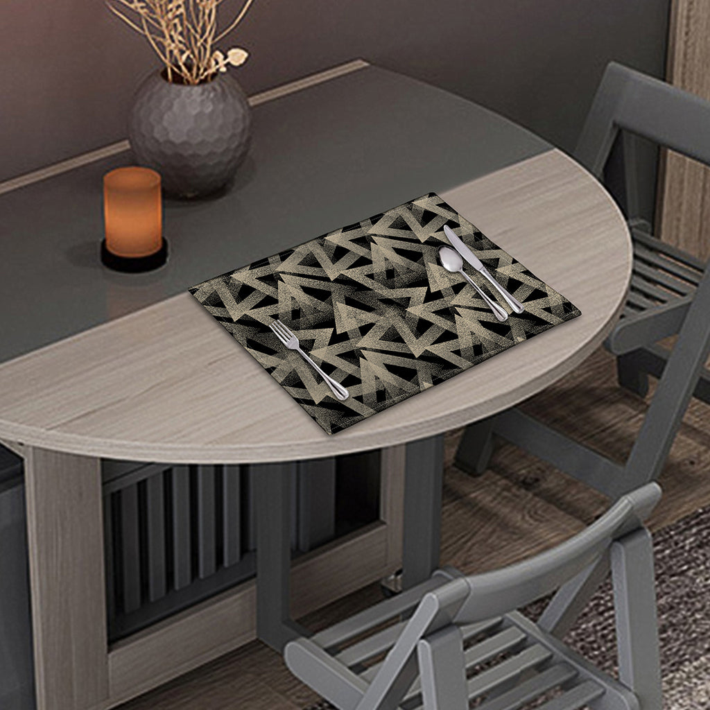 Black And Beige Geometric Triangle Print Placemat