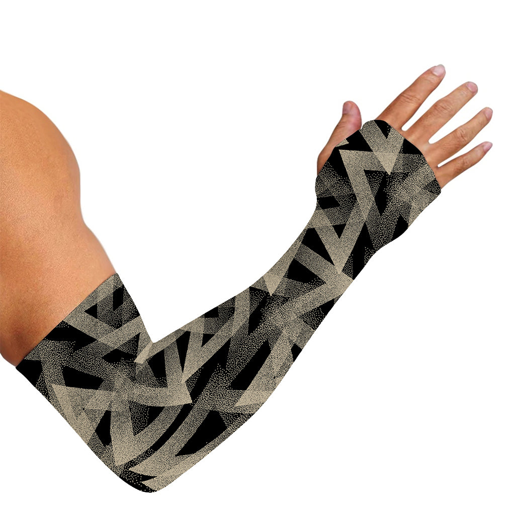 Black And Beige Geometric Triangle Print Sun Protection Arm Sleeves