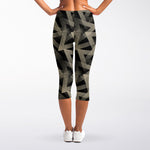 Black And Beige Geometric Triangle Print Women's Capri Leggings