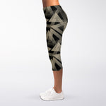 Black And Beige Geometric Triangle Print Women's Capri Leggings