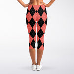 Black And Coral Argyle Pattern Print Women's Capri Leggings