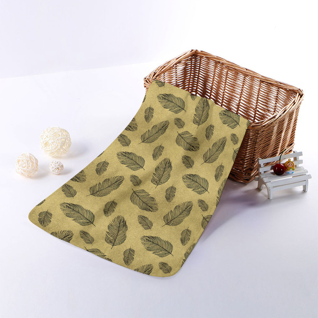 Black And Gold Feather Pattern Print Towel