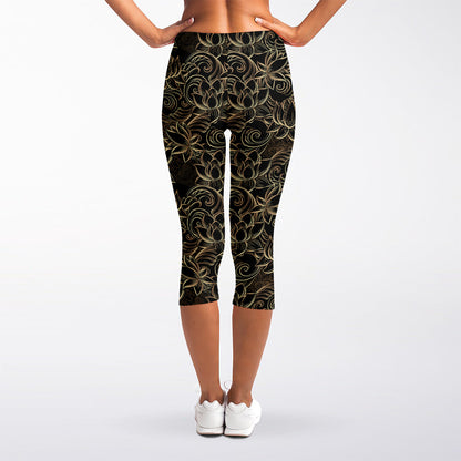 Black And Gold Lotus Pattern Print Women's Capri Leggings
