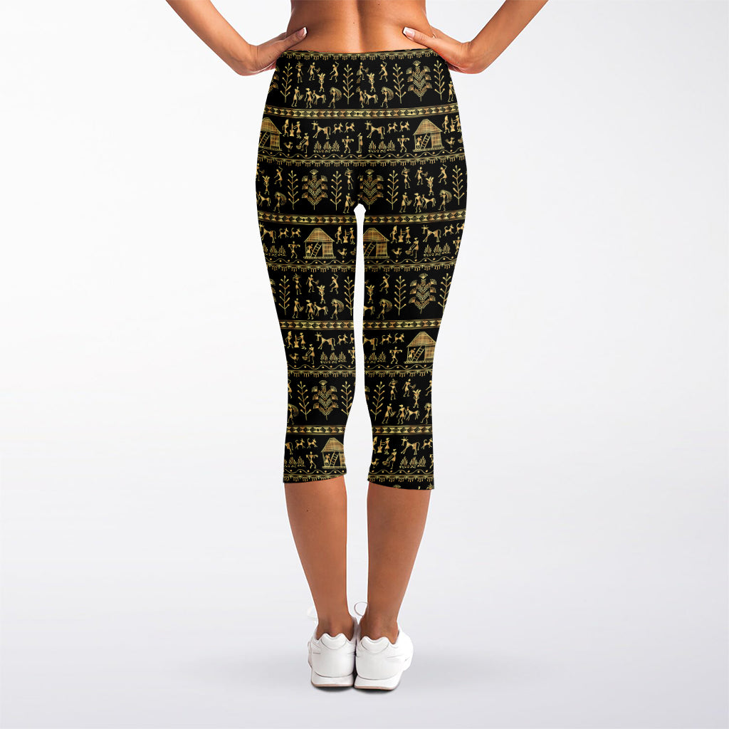 Black And Gold Warli Pattern Print Women's Capri Leggings