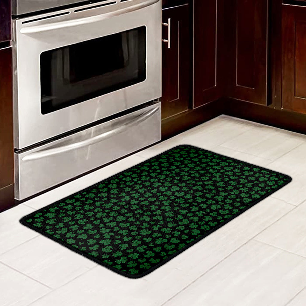 Black And Green Shamrock Pattern Print Kitchen Mat