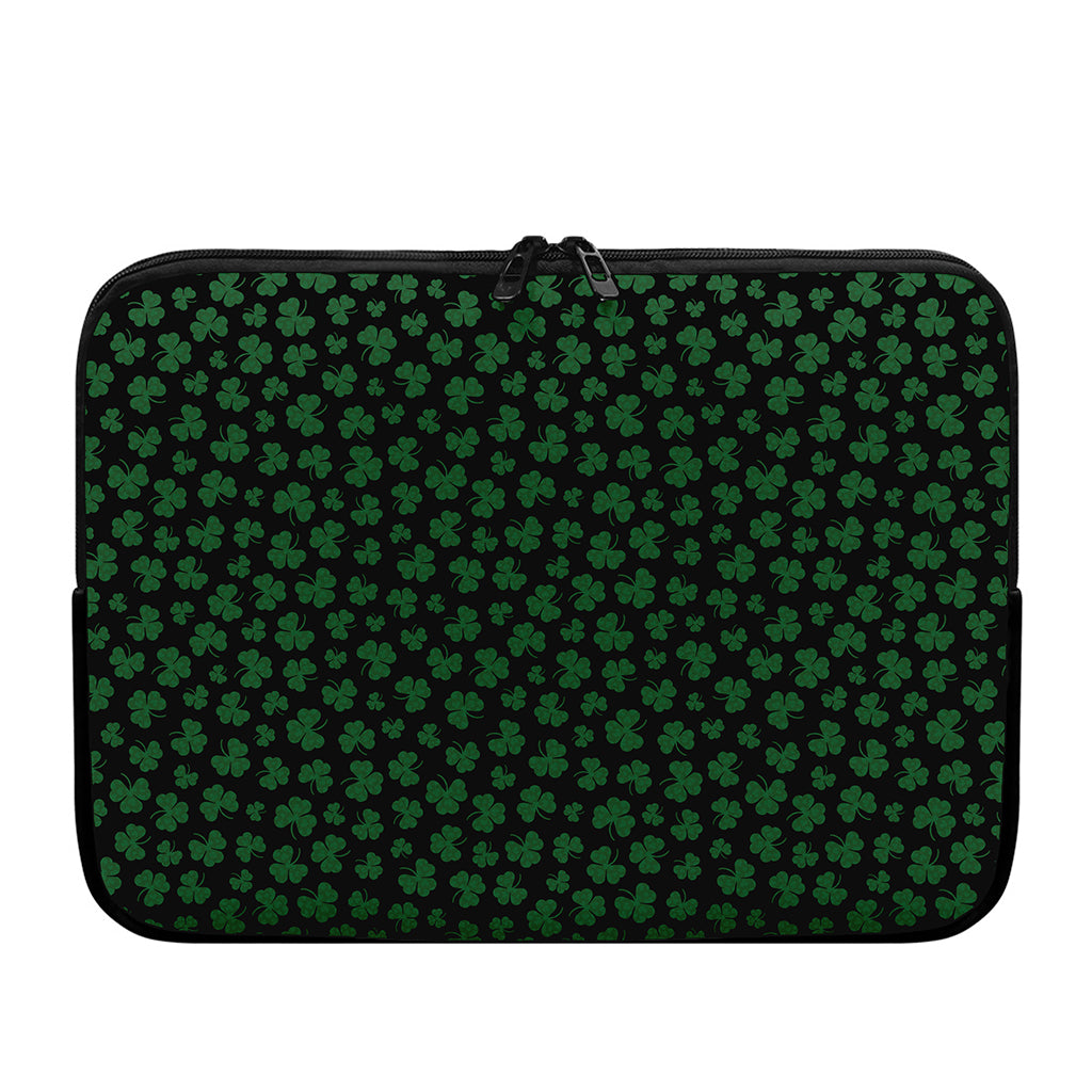 Black And Green Shamrock Pattern Print Laptop Sleeve