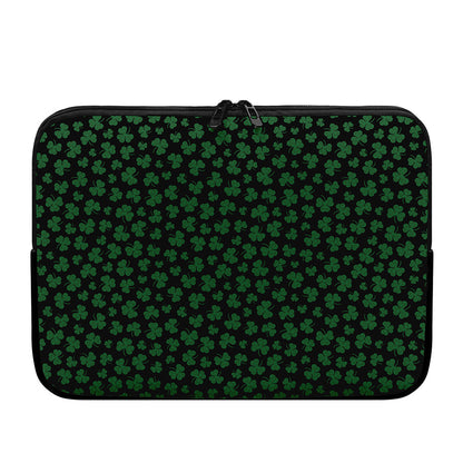 Black And Green Shamrock Pattern Print Laptop Sleeve