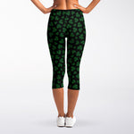 Black And Green Shamrock Pattern Print Women's Capri Leggings