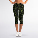 Black And Green Spider Web Pattern Print Women's Capri Leggings