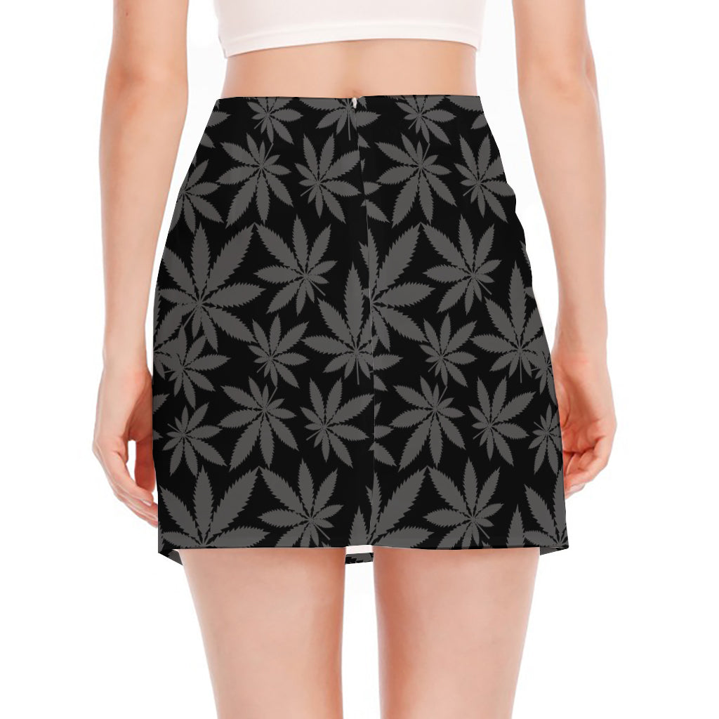 Black And Grey Pot Leaf Pattern Print Side Slit Mini Skirt