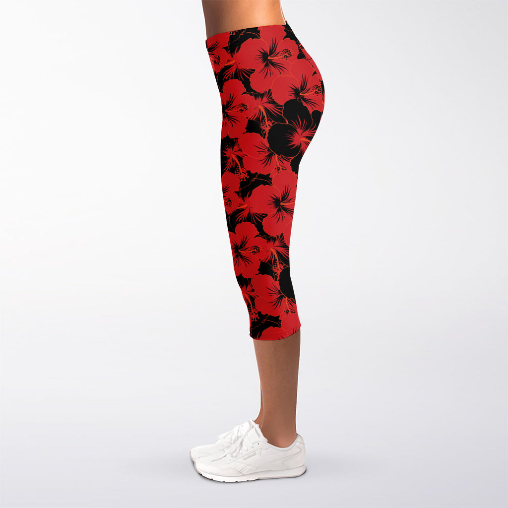 Black And Red Hibiscus Pattern Print Women's Capri Leggings