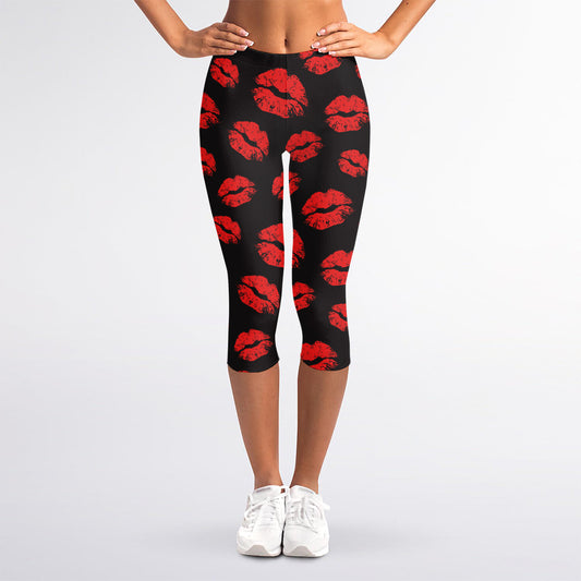 Black And Red Lips Pattern Print Women's Capri Leggings