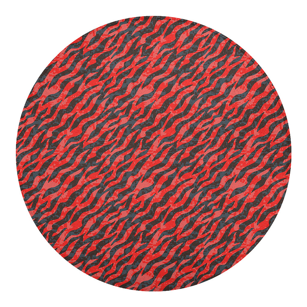 Black And Red Tiger Stripe Camo Print Round Blanket