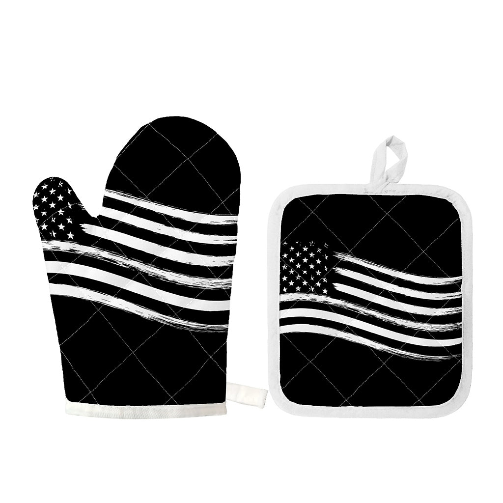 Black And White American Flag Print Oven Mitt And Pot Holder Set