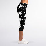 Black And White Angel Pattern Print Women's Capri Leggings