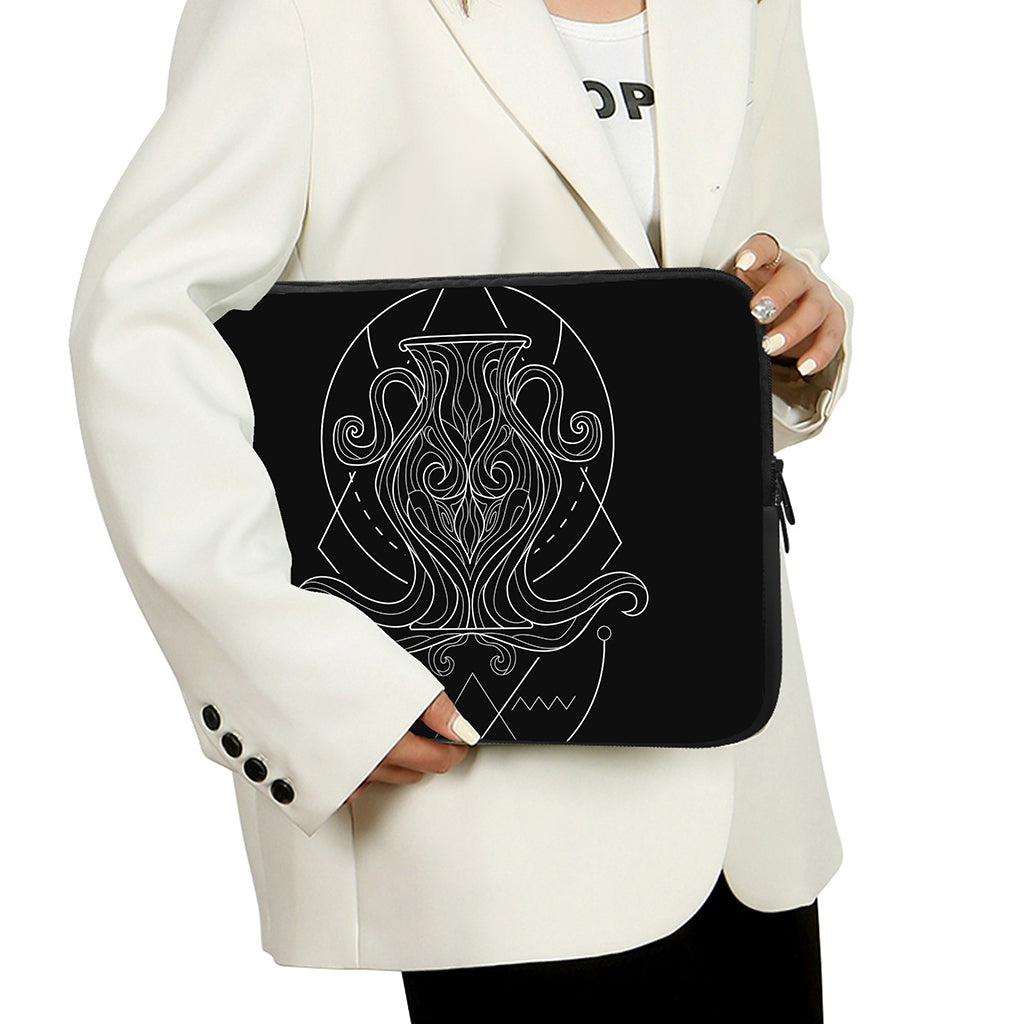 Black And White Aquarius Sign Print Laptop Sleeve