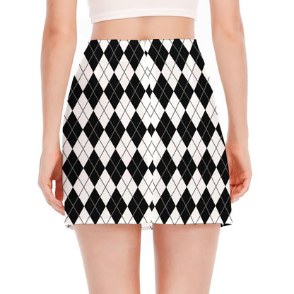Black And White Argyle Pattern Print Side Slit Mini Skirt