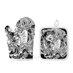 Black And White Axolotl Print Oven Mitt And Pot Holder Set
