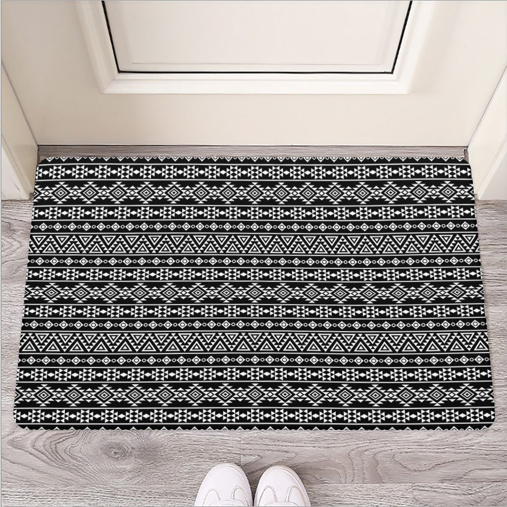 Black And White Aztec Geometric Print Rubber Doormat