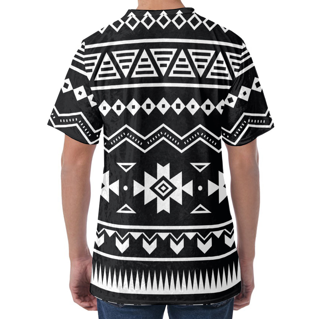 Black And White Aztec Pattern Print Men's Velvet T-Shirt