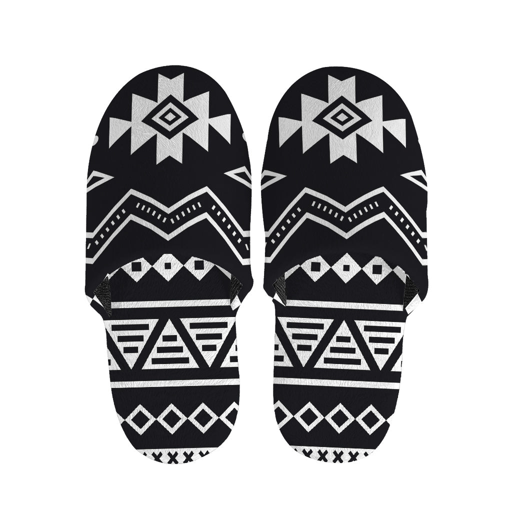 Black And White Aztec Pattern Print Slippers