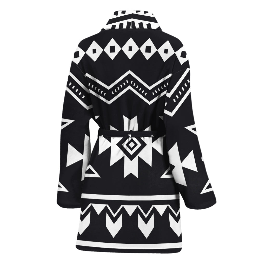 Black And White Aztec Pattern Print Women's Bathrobe