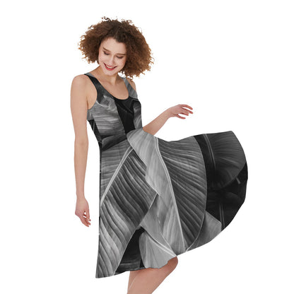 Black And White Banana Leaf Print Women's Sleeveless Dress