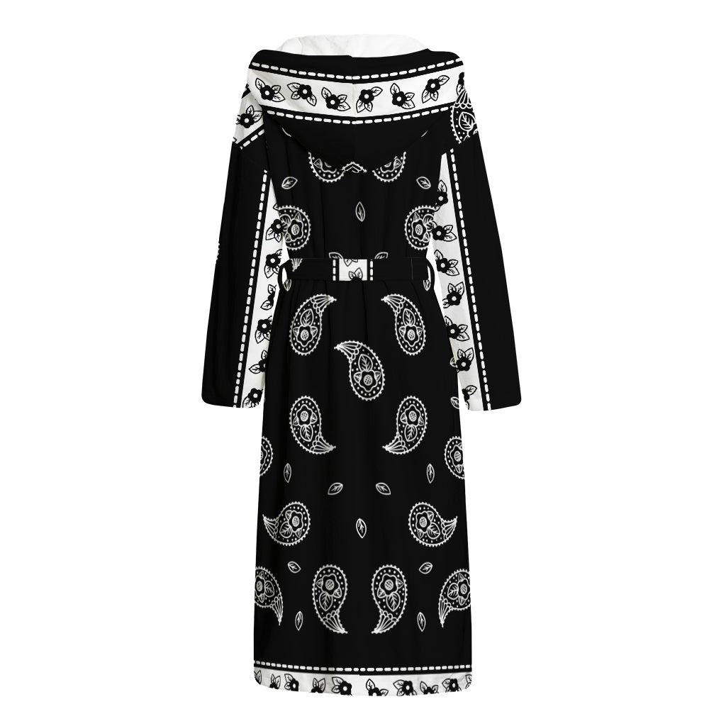 Black And White Bandana Print Hooded Bathrobe
