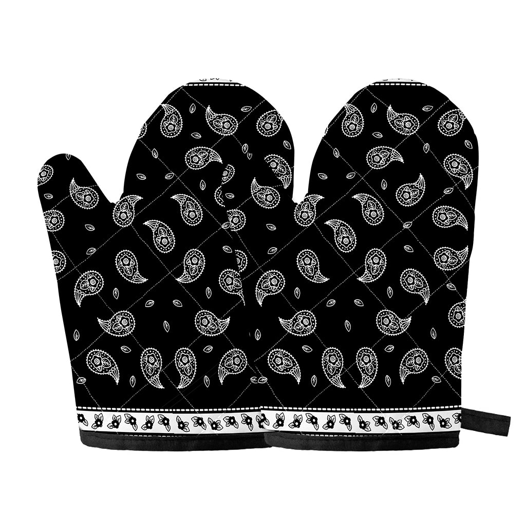 Black And White Bandana Print Oven Mitts