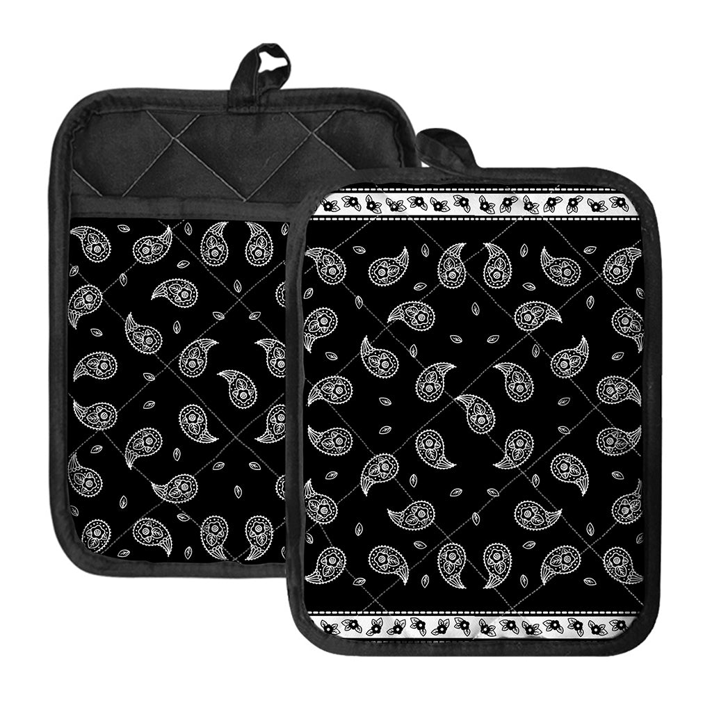 Black And White Bandana Print Pot Holders With Pocket