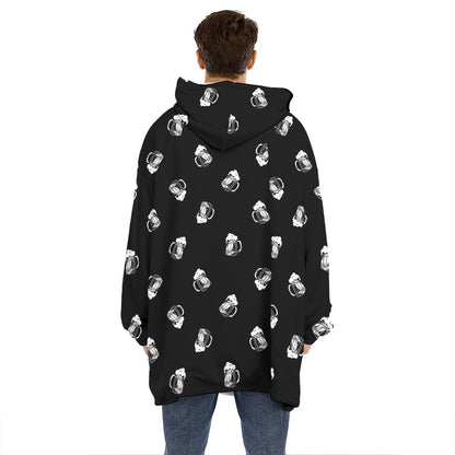 Black And White Beer Pattern Print Hoodie Blanket