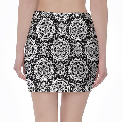 Black And White Boho Mandala Print Pencil Mini Skirt