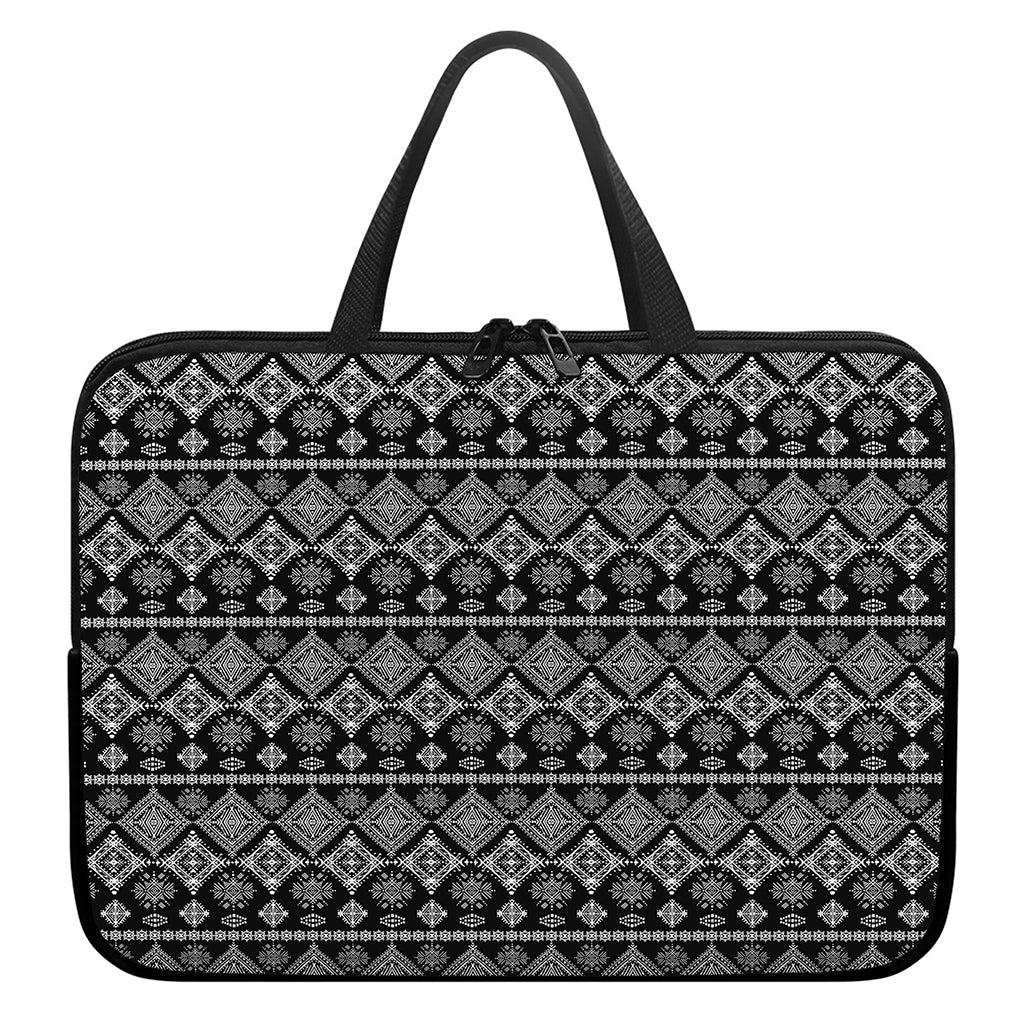 Black And White Boho Tribal Print Laptop Sleeve With Handle