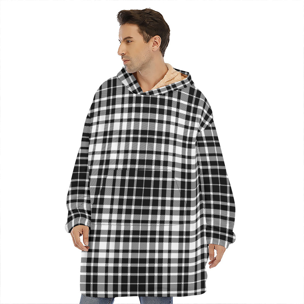 Black And White Border Tartan Print Hoodie Blanket