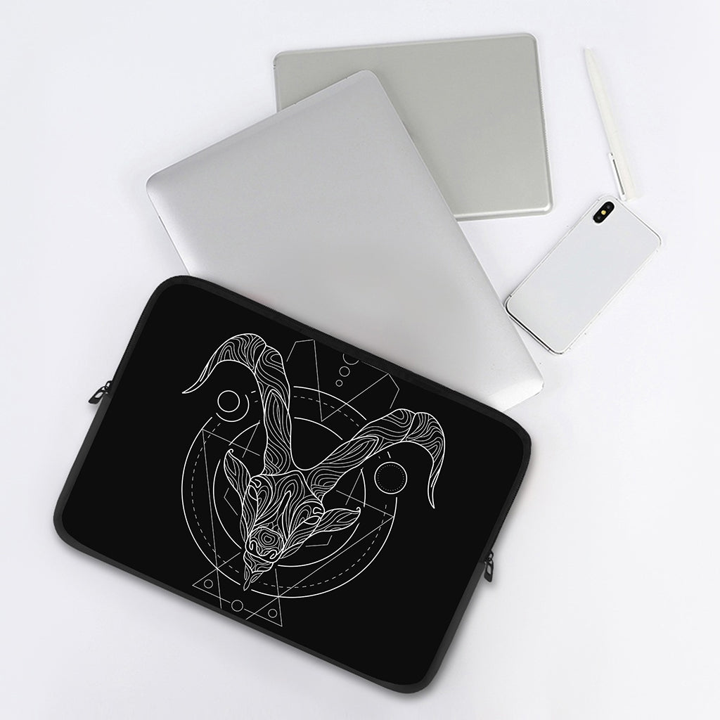 Black And White Capricorn Sign Print Laptop Sleeve