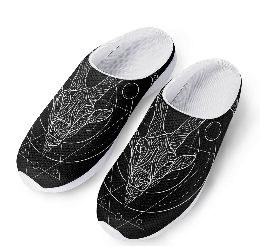 Black And White Capricorn Sign Print Mesh Casual Shoes