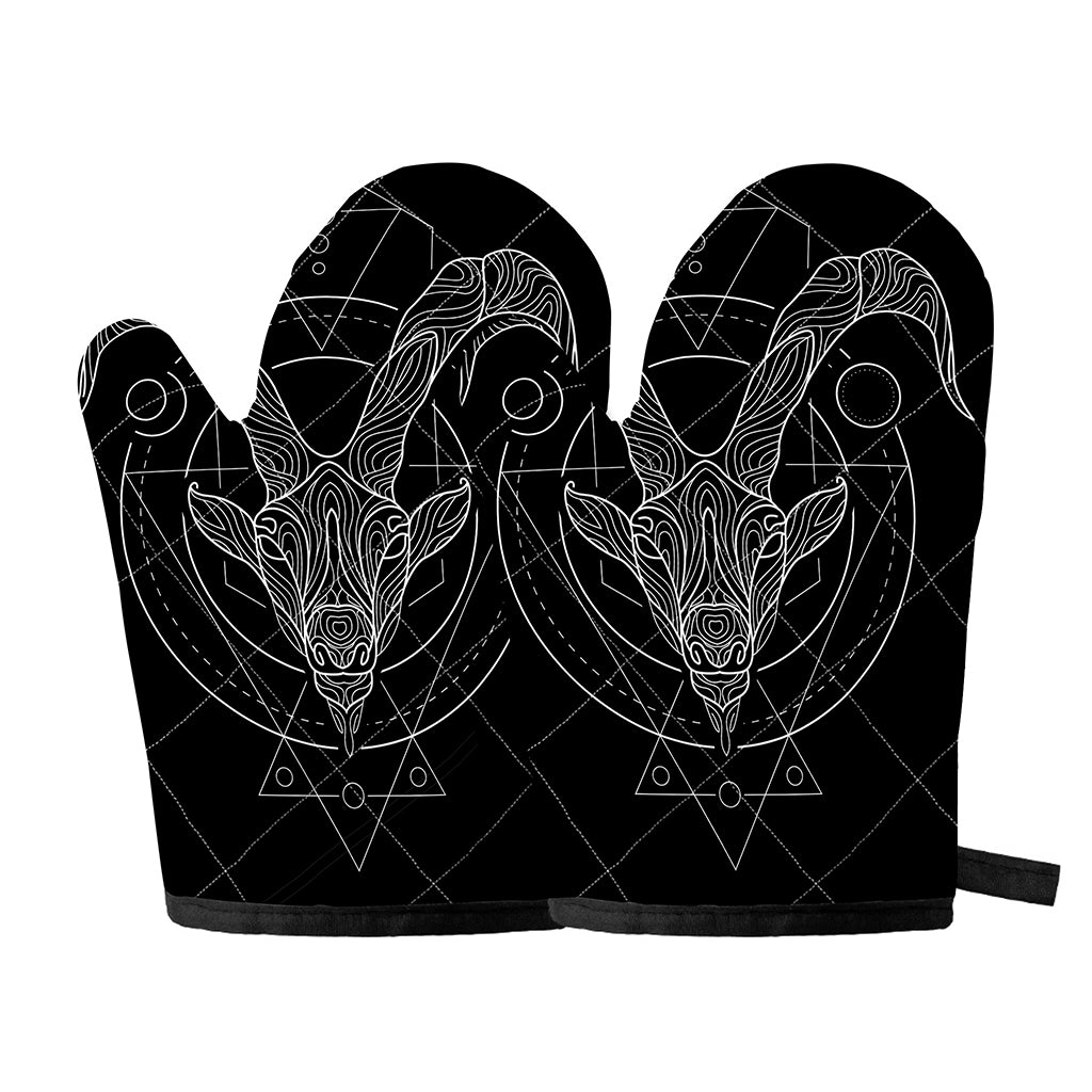 Black And White Capricorn Sign Print Oven Mitts