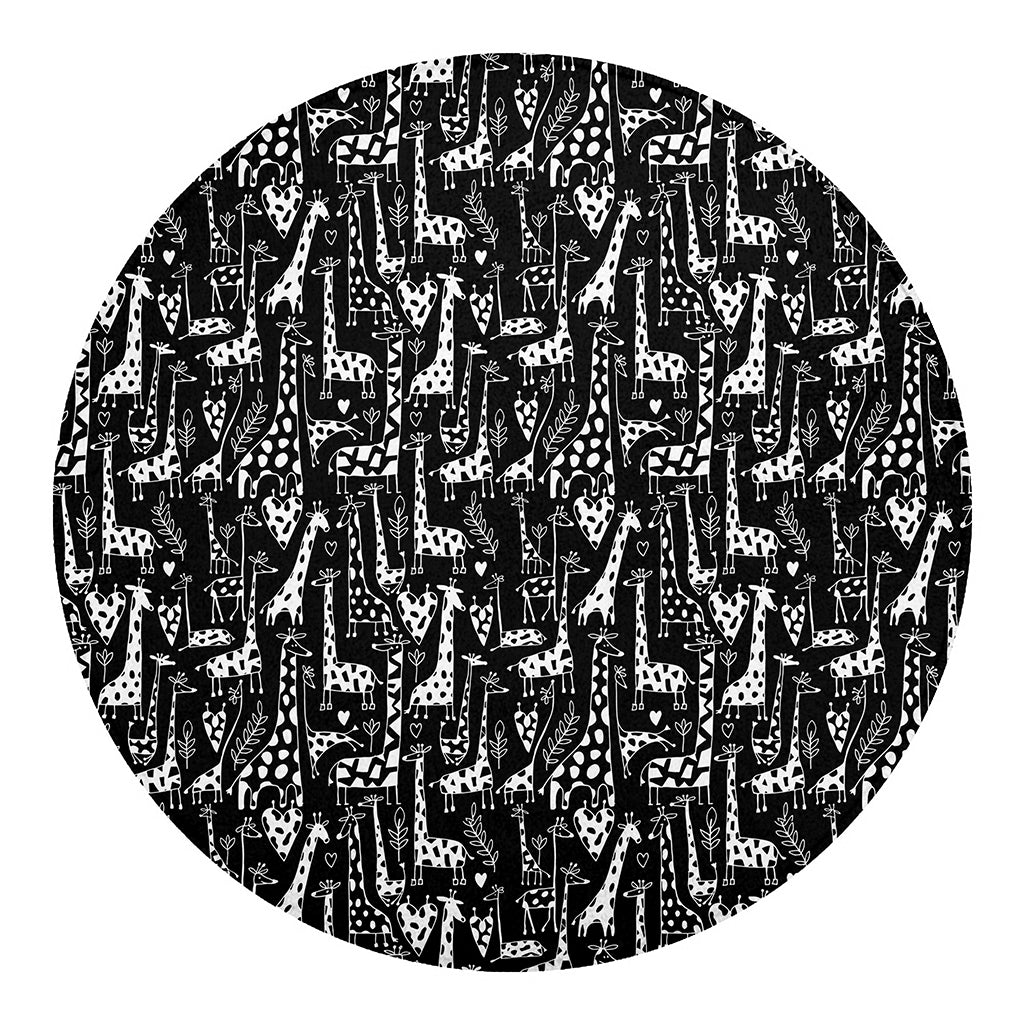Black And White Cartoon Giraffe Print Round Blanket