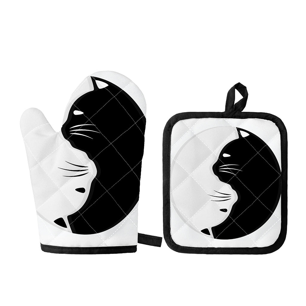 Black And White Cat Yin Yang Print Oven Mitt And Pot Holder Set